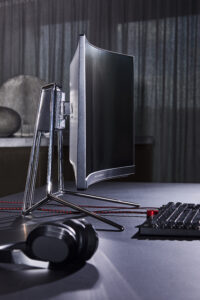 Porsche Design och AOC introducerar Porsche Design AOC AGON PD27 3
