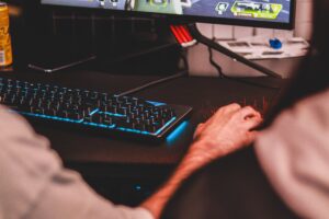 Nästan en tredjedel av alla gamers döljer för sina föräldrar hur mycket de spelar 3