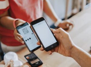 En helt vanlig mobilapp blev plötsligt farlig – det är vanligare än du tror En helt vanlig mobilapp blev plötsligt farlig – det är vanligare än du tror