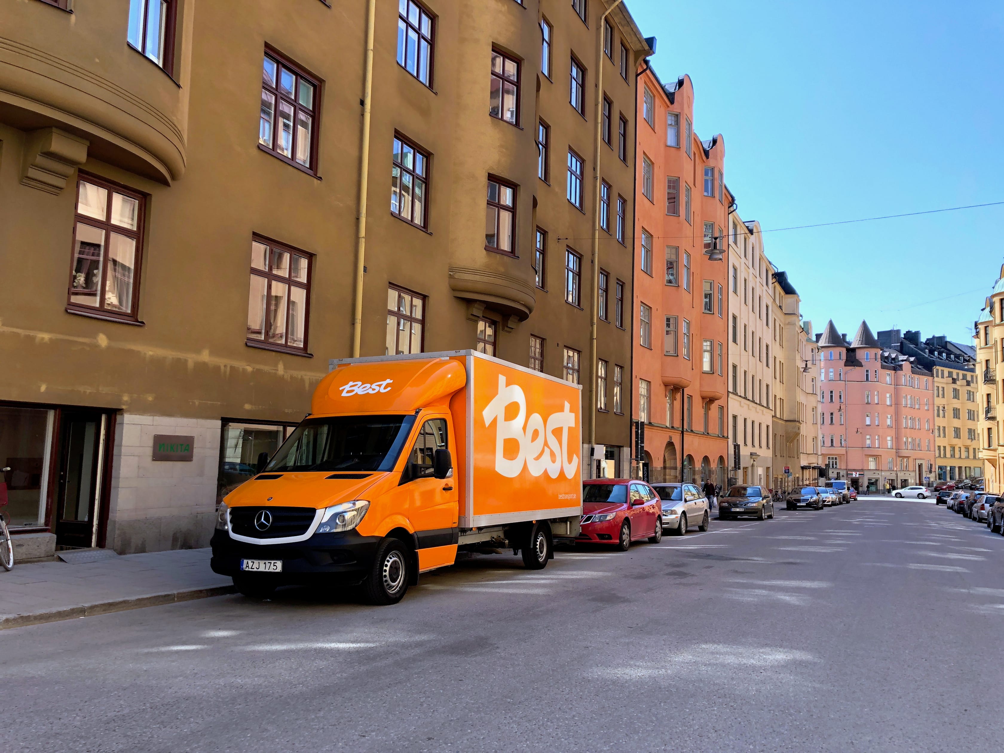 Paradiset e-handelssatsar med Best Transport