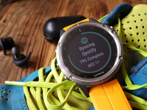 Garmin presenterar integration med Spotify.