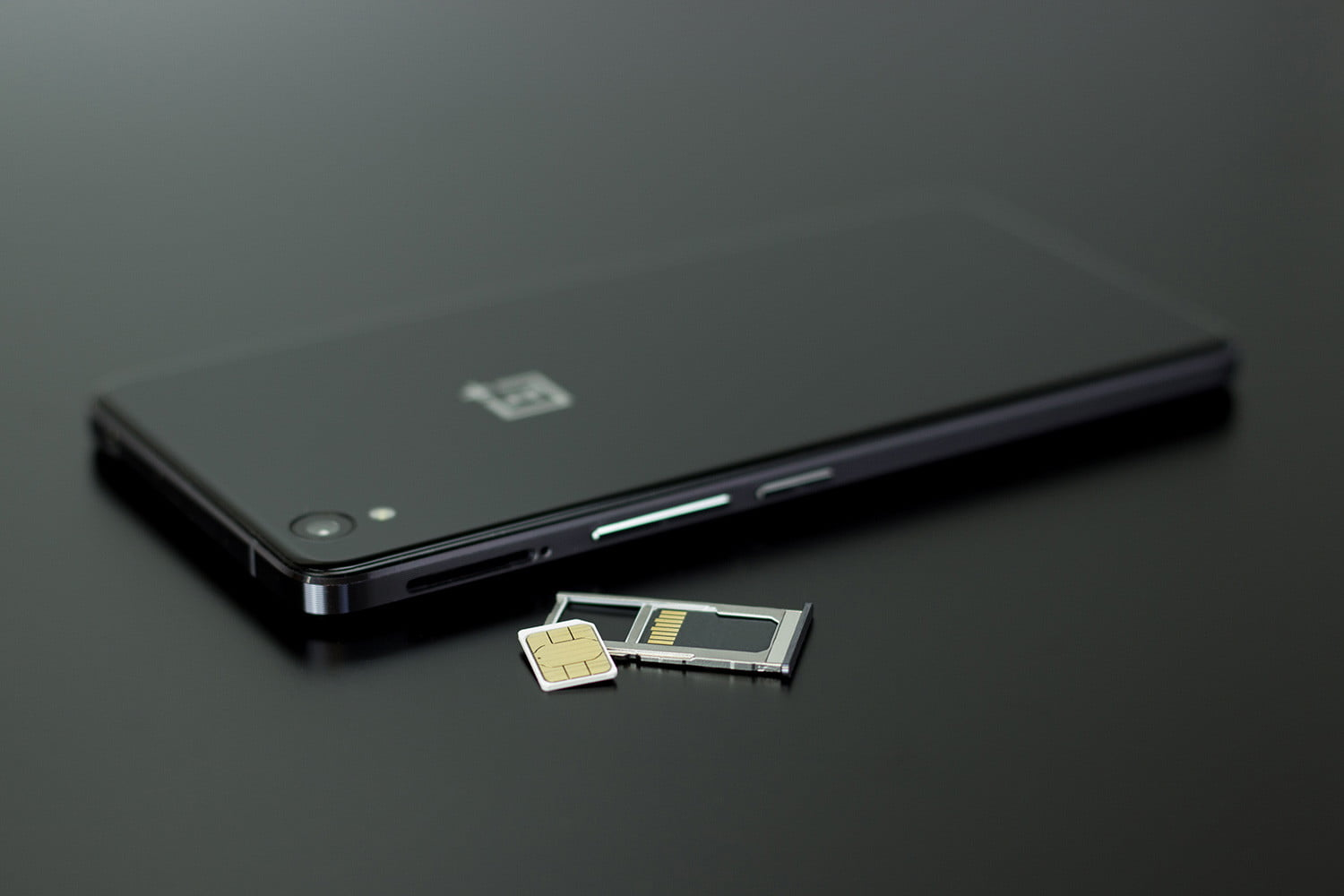Tele2 lanserar eSIM som ersätter det fysiska sim-kortet