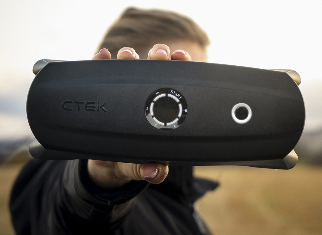 CTEK lanserar ny bärbar batteriladdare med Adaptive Boost-teknik