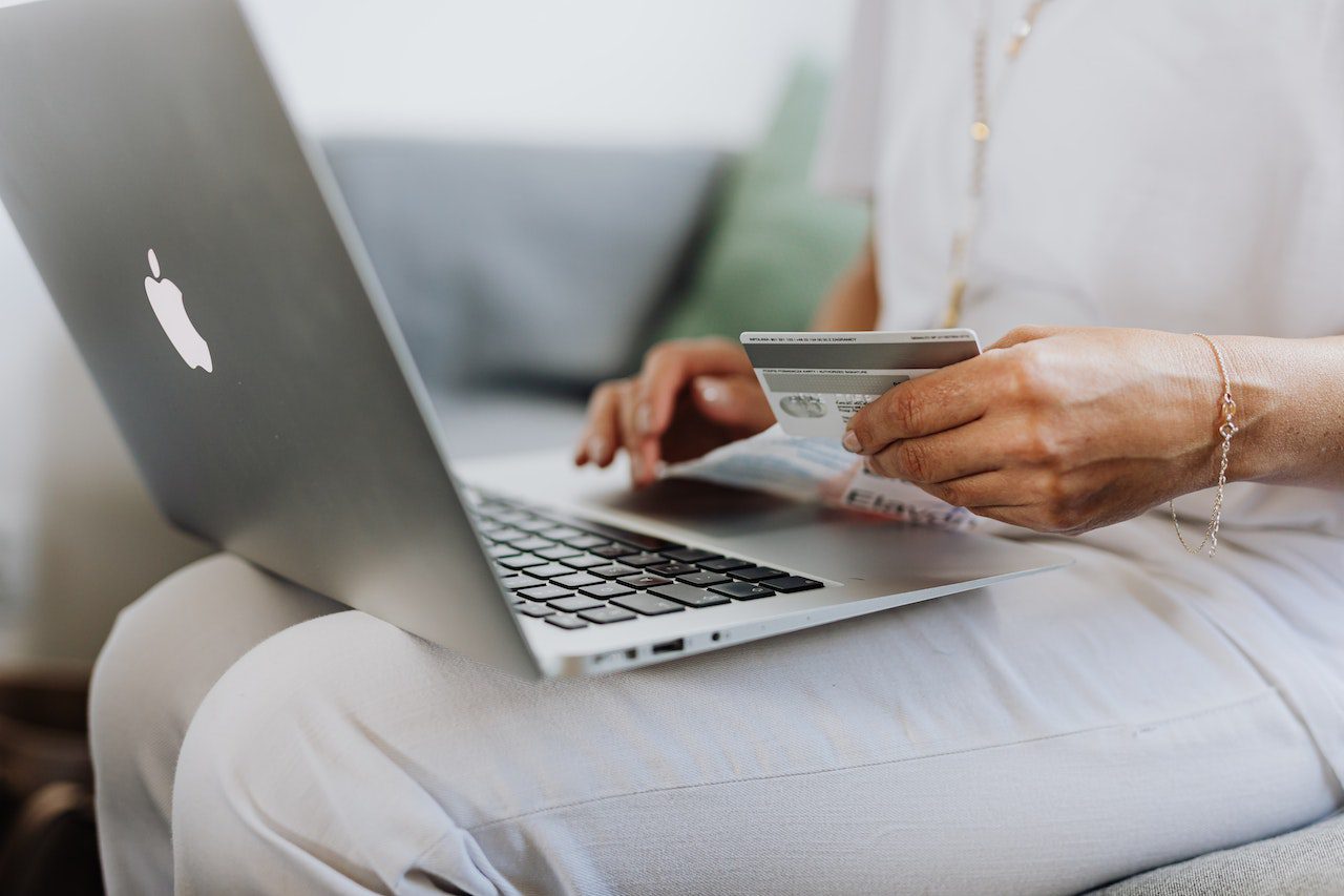 Oron för ökade levnadskostnader ledde inte till minskad efterfrågan från svenska konsumenter under Black Friday och Cyber Monday