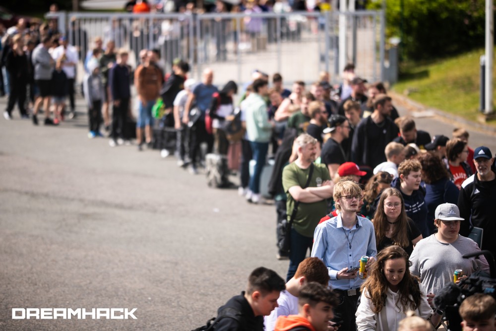 DreamHack och Elgiganten lockar bred publik till årlig gamingfestival i Jönköping