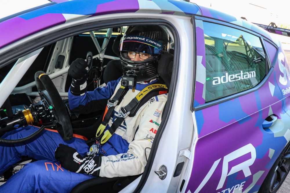 Sju juniorer testar nya elektriska STCC-bilarna i Try Out 2023