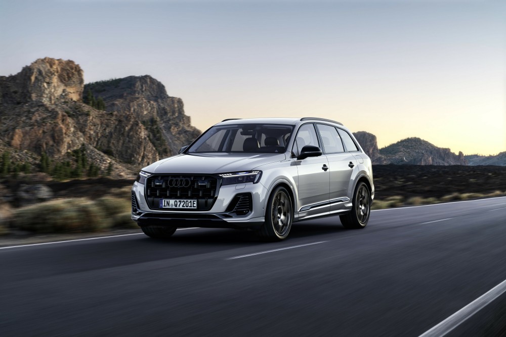Säljstart för uppdaterade laddhybriderna Audi Q7 TFSI e quattro och Q8 TFSI e quattro