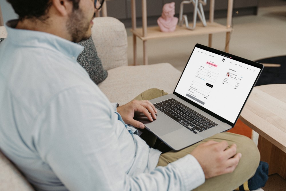 Klarna tar krafttag mot bluffsajter och återbetalar miljontals kronor till konsumenter