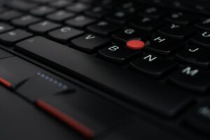Lenovo presenterar revolutionerande AI-enheter på Lenovo Innovation World 2024