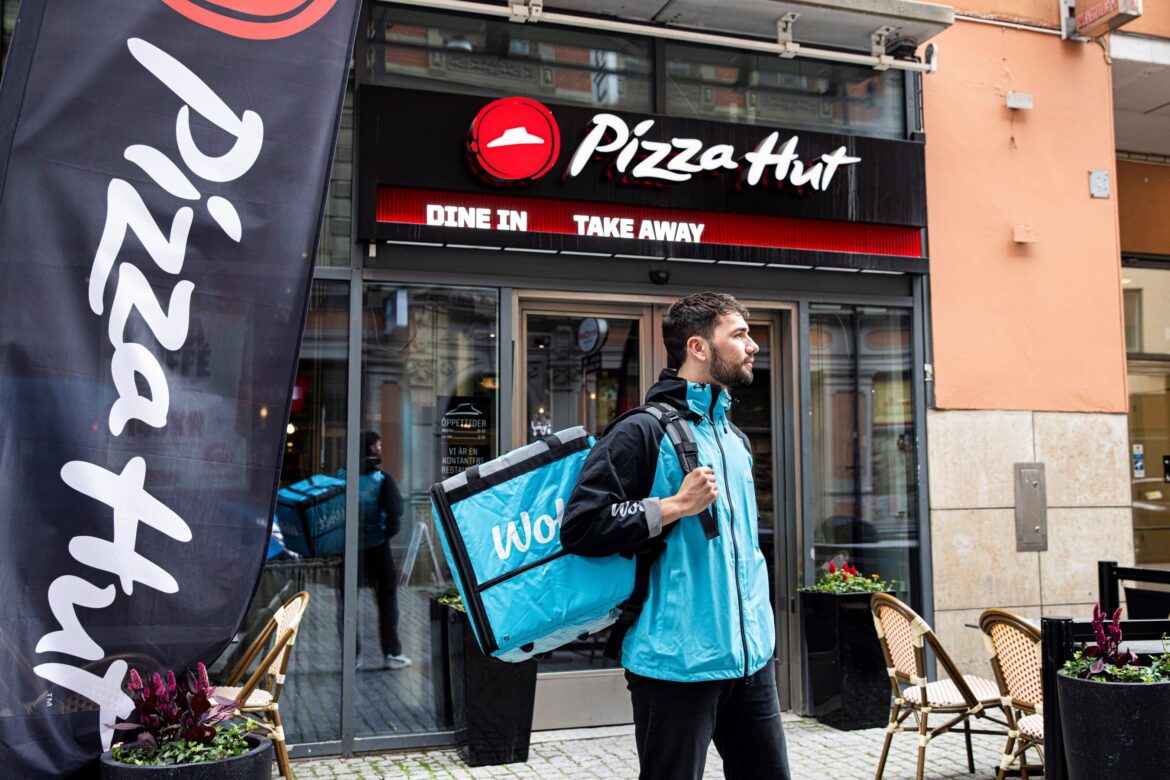 Pizza Hut lanserar hemleverans i sin app via samarbete med Wolt