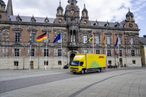 Falkenklev Logistik elektrifierar transporterna i Malmö med FUSO eCanter
